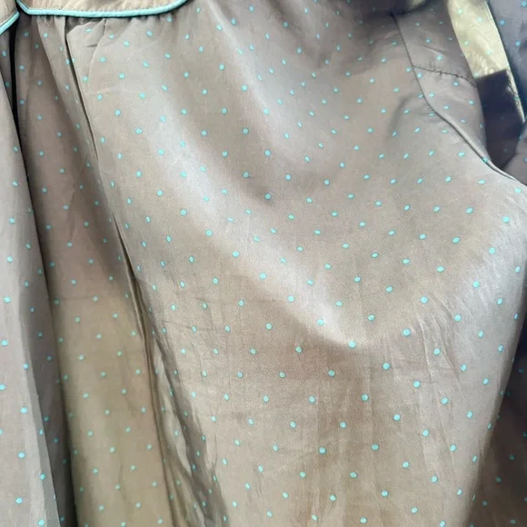 H&M Green Trench Coat with Belt and Adjustable Cuffs - Picture 12 of 12